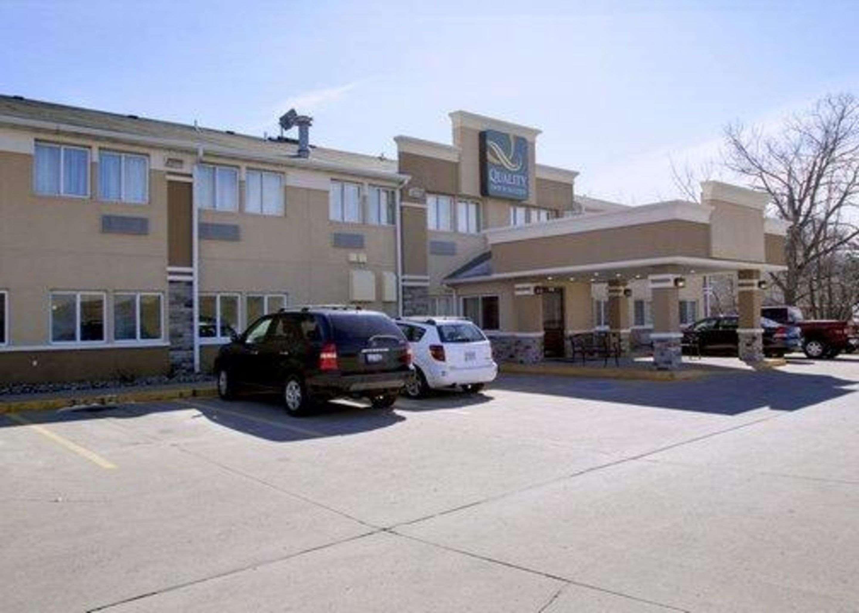 Quality Inn & Suites Des Moines Airport Zewnętrze zdjęcie