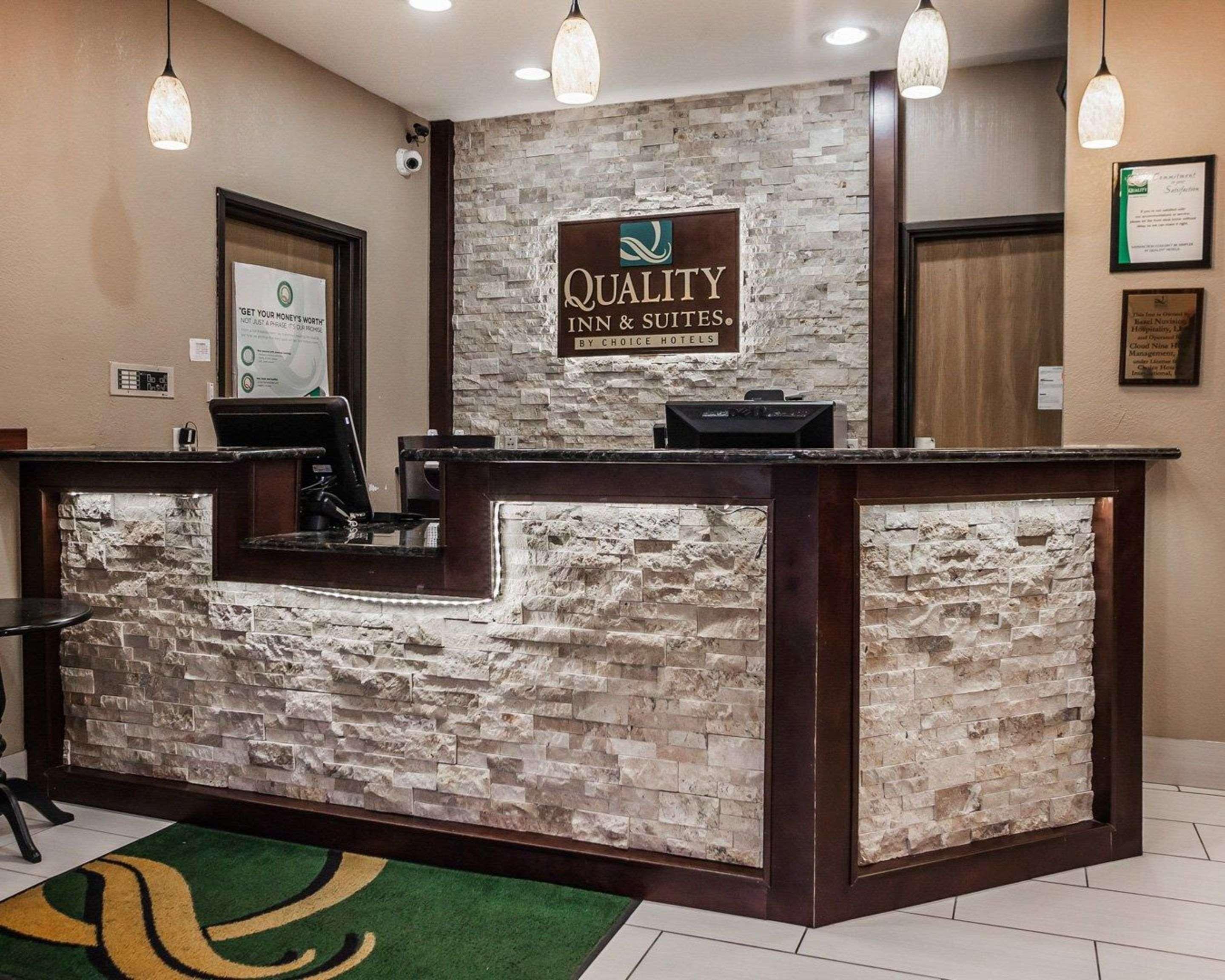 Quality Inn & Suites Des Moines Airport Zewnętrze zdjęcie