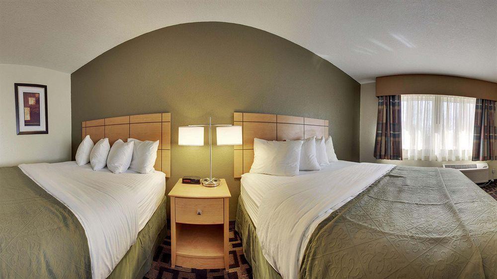 Quality Inn & Suites Des Moines Airport Zewnętrze zdjęcie