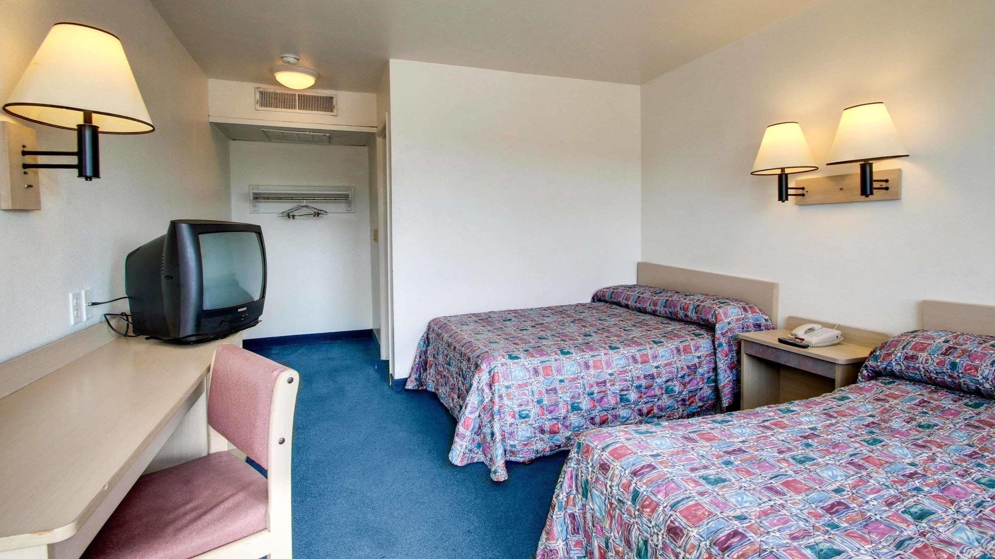 Quality Inn & Suites Des Moines Airport Zewnętrze zdjęcie